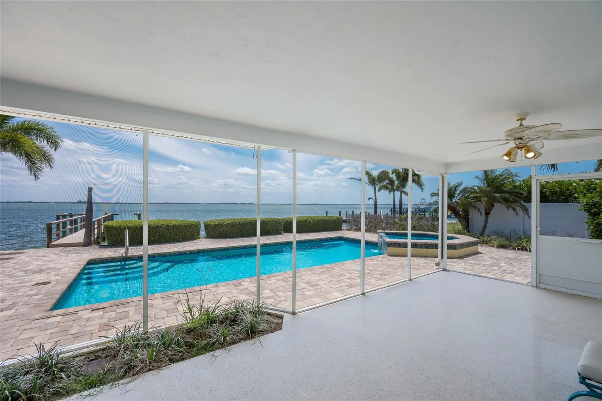 633 Key Royale Drive Holmes Beach FL 34217