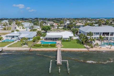 633 Key Royale Drive Holmes Beach FL 34217