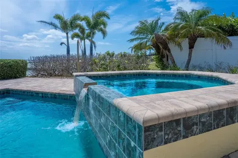 633 Key Royale Drive Holmes Beach FL 34217