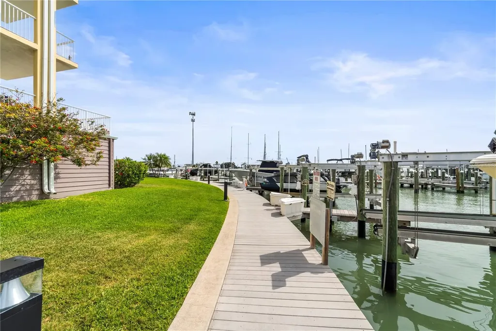 425 150th Avenue Madeira Beach FL 33708