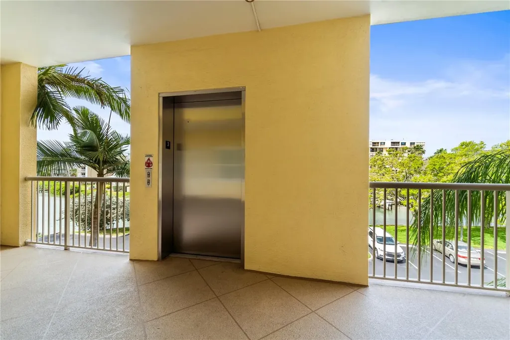 425 150th Avenue Madeira Beach FL 33708