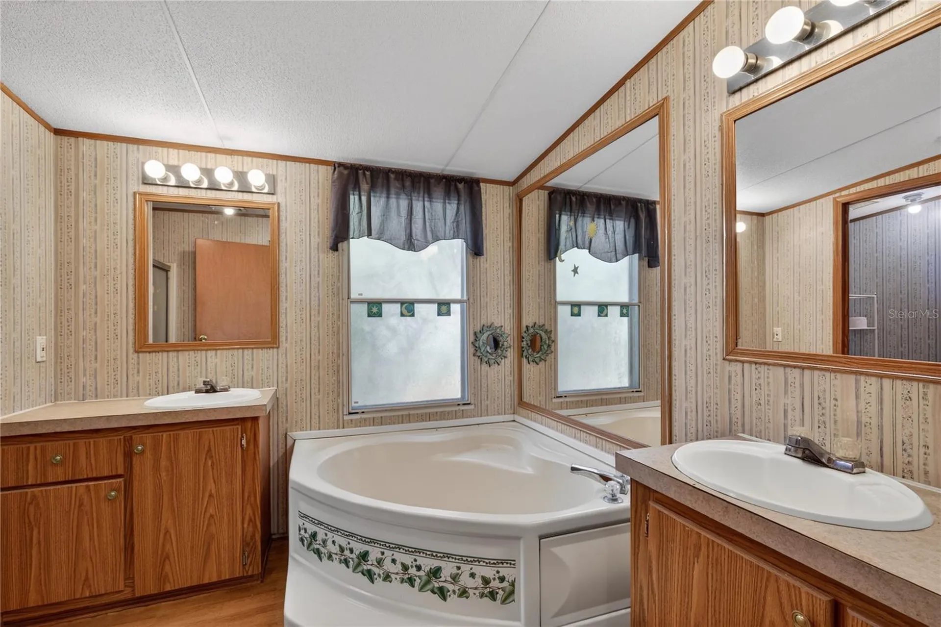 17285 SE 248th Terrace Umatilla FL 32784