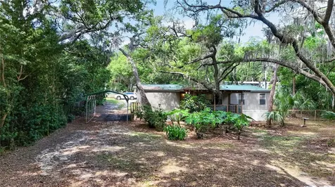 17285 SE 248th Terrace Umatilla FL 32784