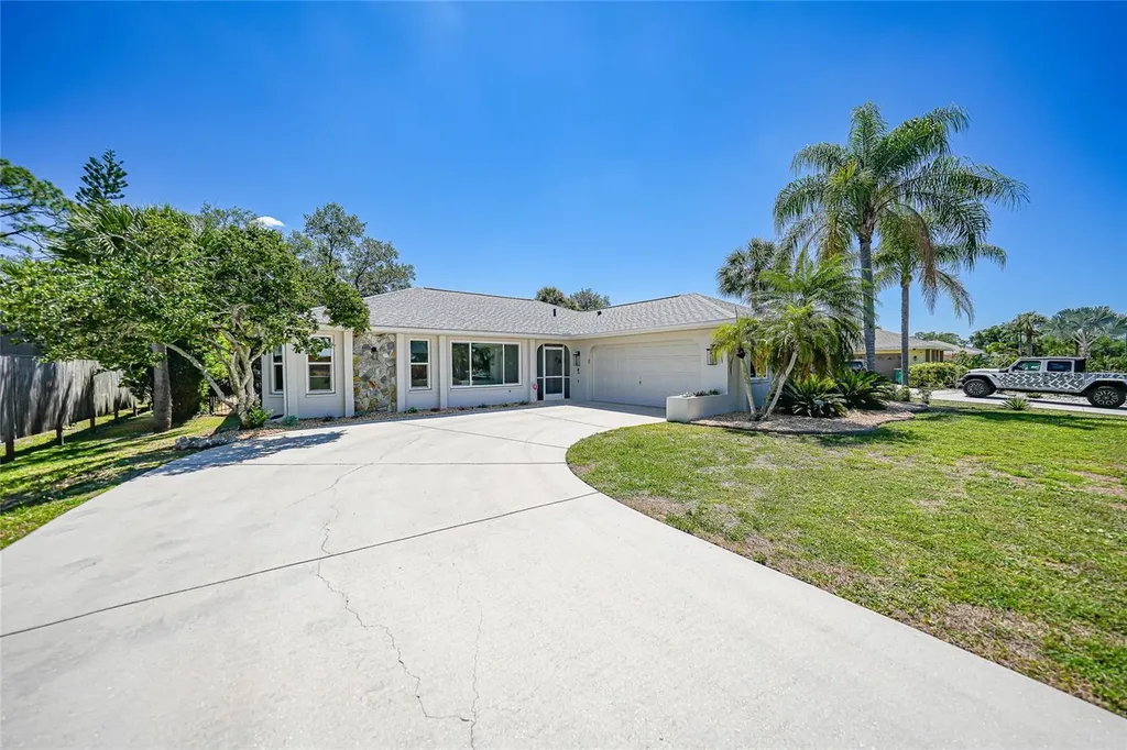 2078 Tinker Street Port Charlotte FL 33948
