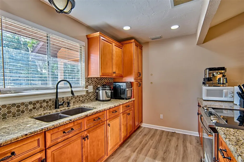 4347 NW 43rd Terrace Gainesville FL 32606