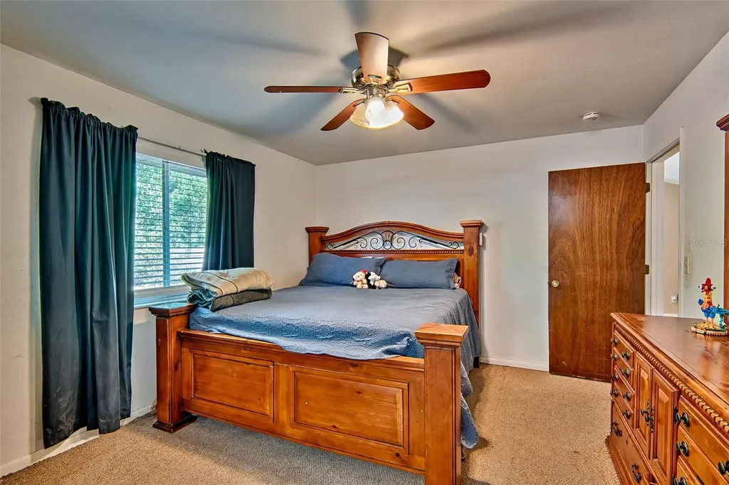4347 NW 43rd Terrace Gainesville FL 32606
