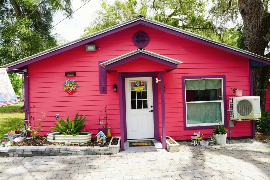 11717 E Salmon Drive Floral City FL 34436