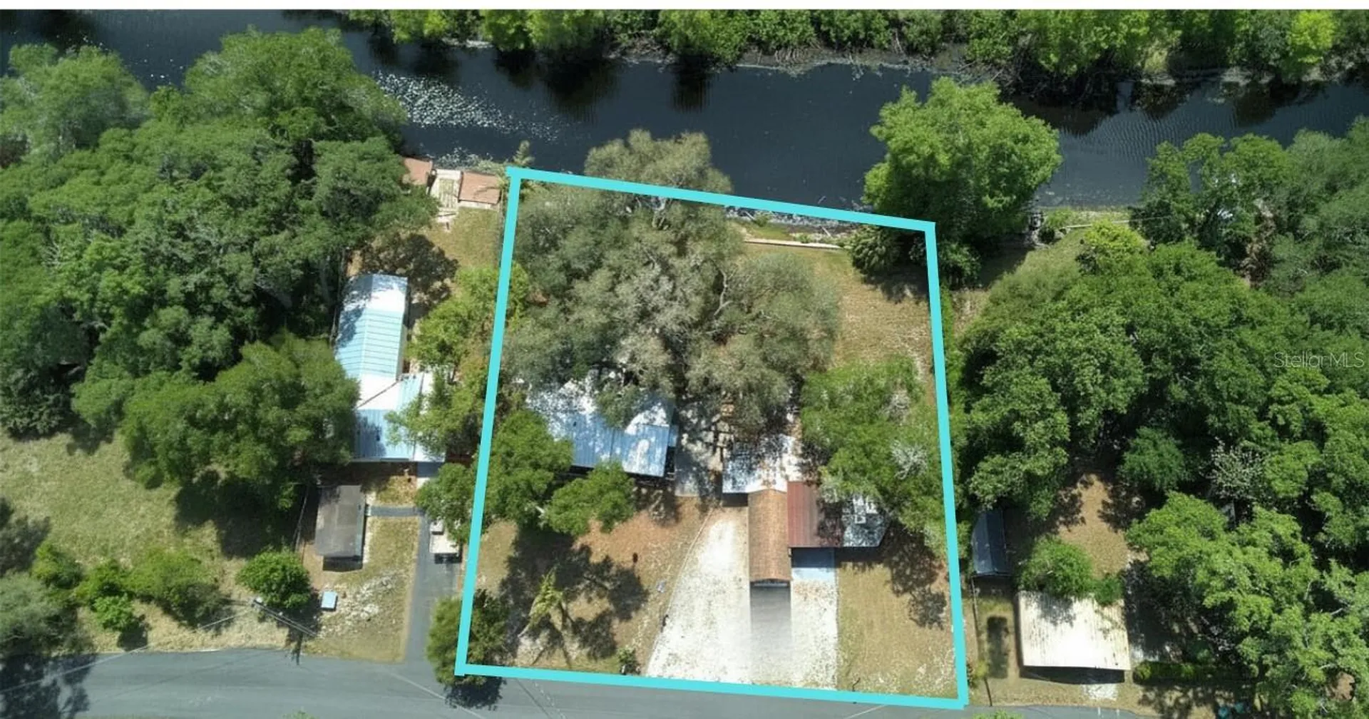 11717 E Salmon Drive Floral City FL 34436