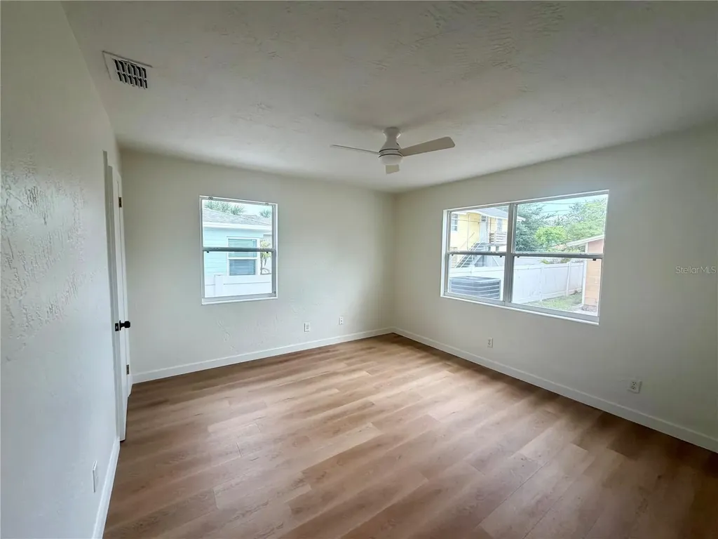 3938 2nd Avenue N St Petersburg FL 33713