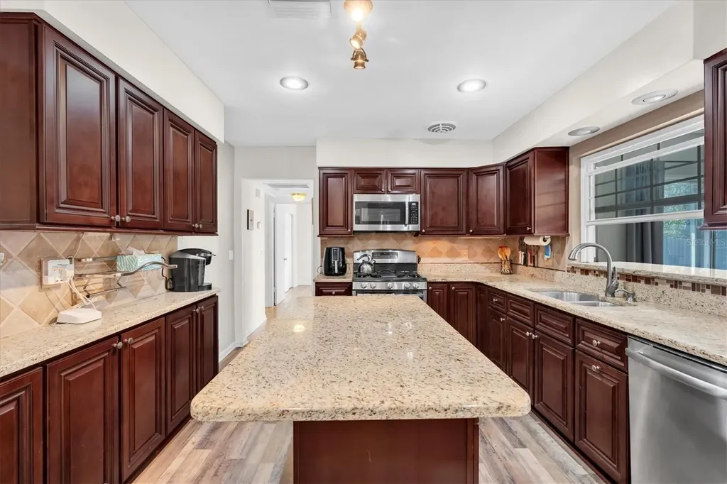 29 Southwind Drive Belleair Bluffs FL 33770
