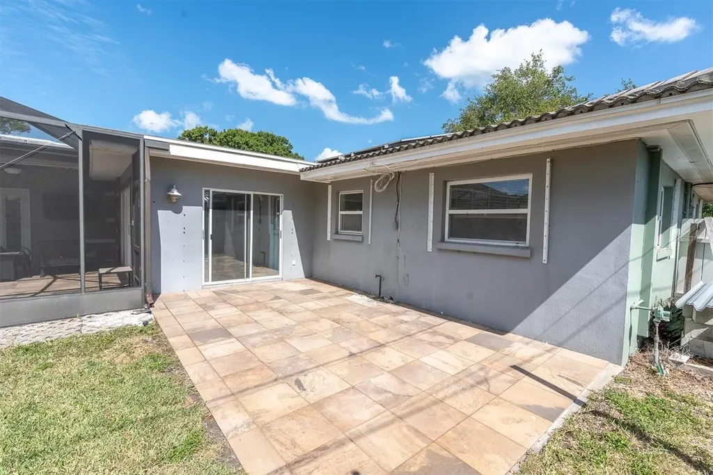 29 Southwind Drive Belleair Bluffs FL 33770