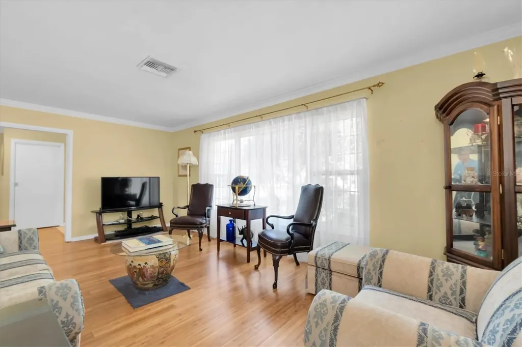 29 Southwind Drive Belleair Bluffs FL 33770