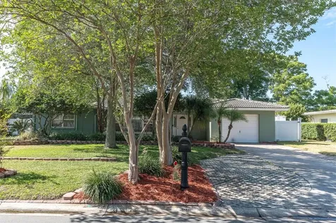29 Southwind Drive Belleair Bluffs FL 33770
