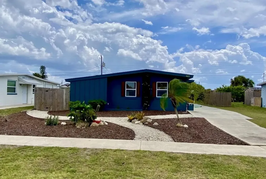 8819 Aero Avenue North Port FL 34287