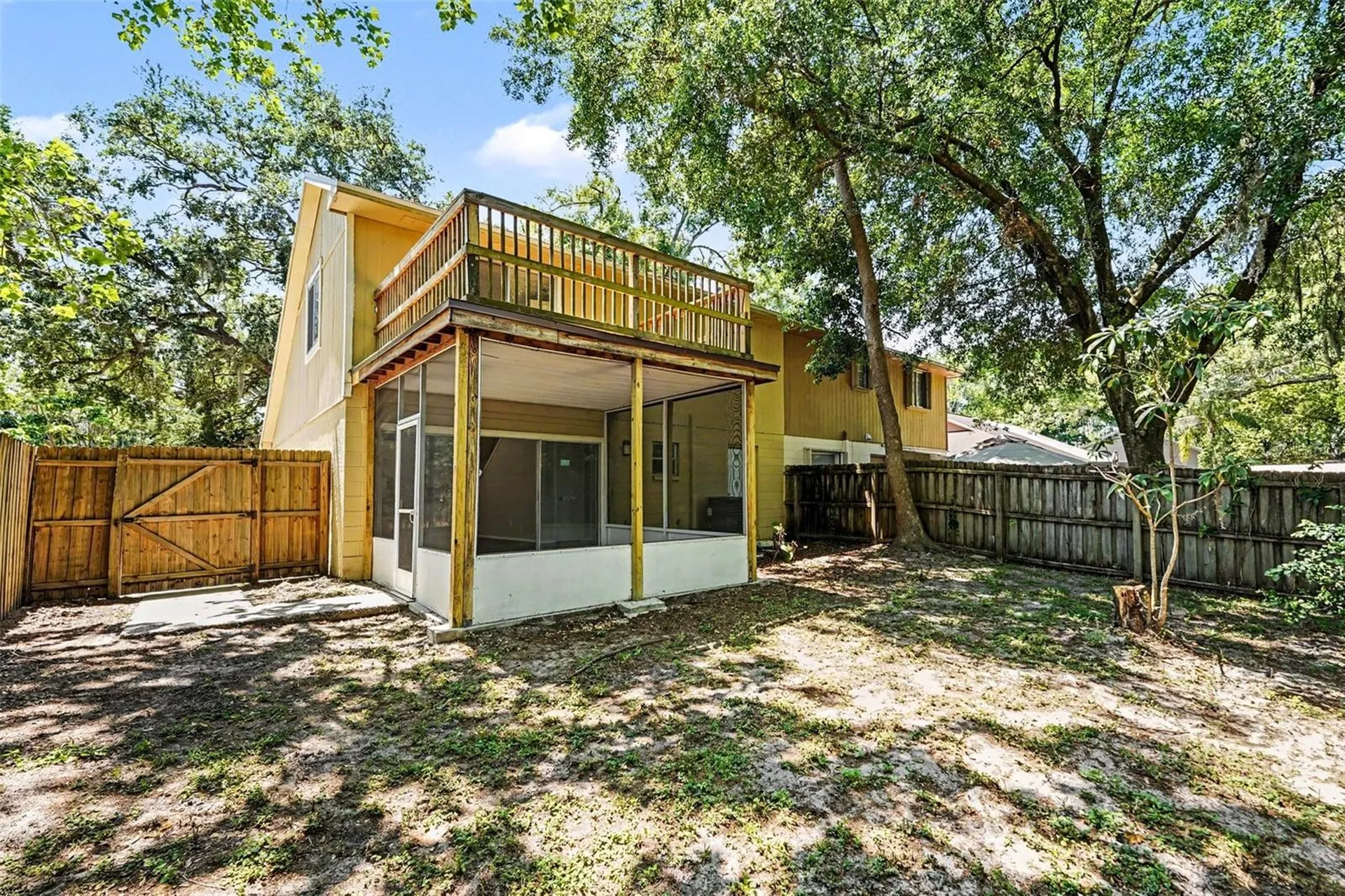3408 Laurel Dale Drive Tampa FL 33618