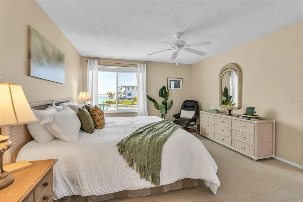 448 Gulf Of Mexico Drive Longboat Key FL 34228