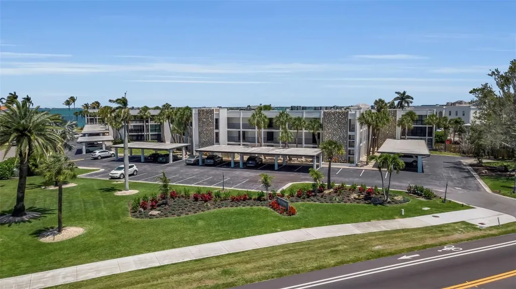 448 Gulf Of Mexico Drive Longboat Key FL 34228