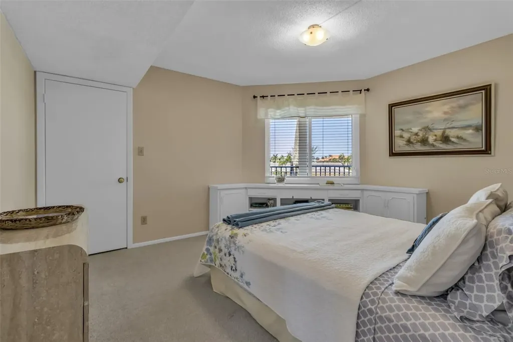 448 Gulf Of Mexico Drive Longboat Key FL 34228