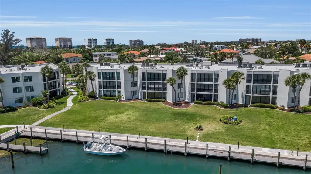 448 Gulf Of Mexico Drive Longboat Key FL 34228