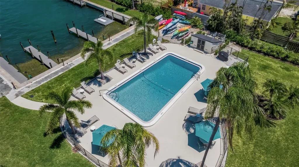 448 Gulf Of Mexico Drive Longboat Key FL 34228