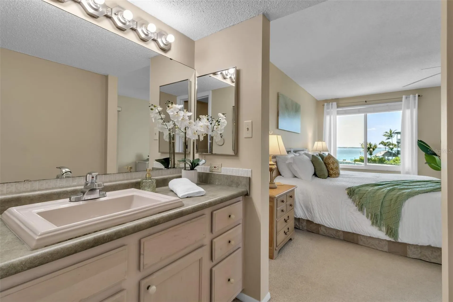 448 Gulf Of Mexico Drive Longboat Key FL 34228
