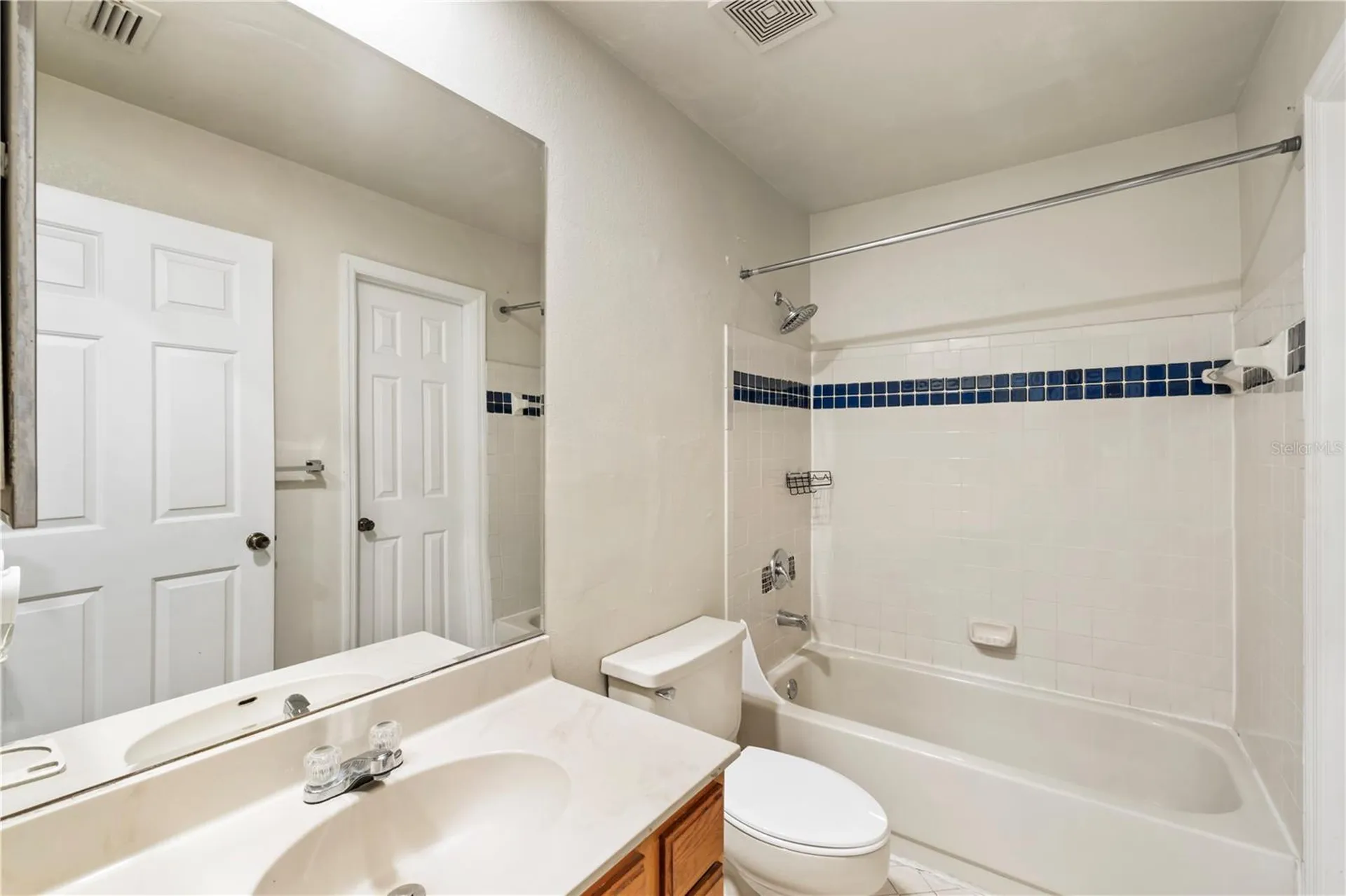 4160 Versailles Drive Orlando FL 32808