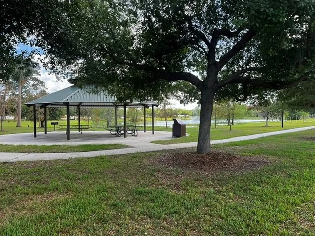 102 S Sunland Drive Sanford FL 32773