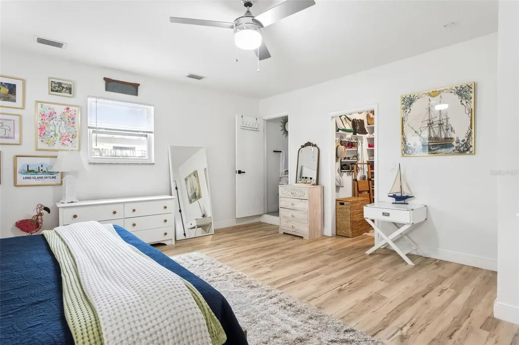 1006 E Norfolk Street Tampa FL 33604
