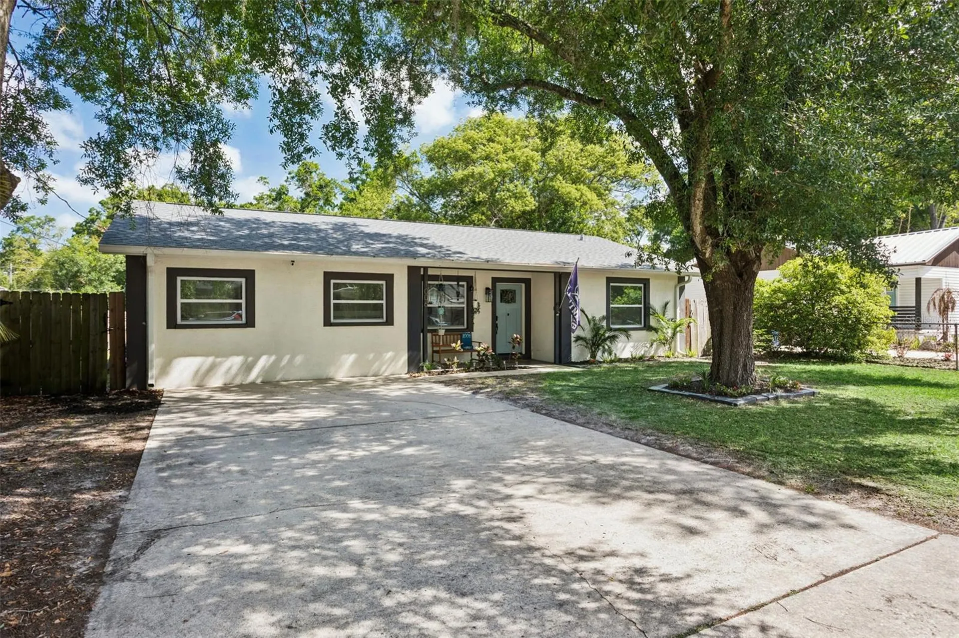 1006 E Norfolk Street Tampa FL 33604