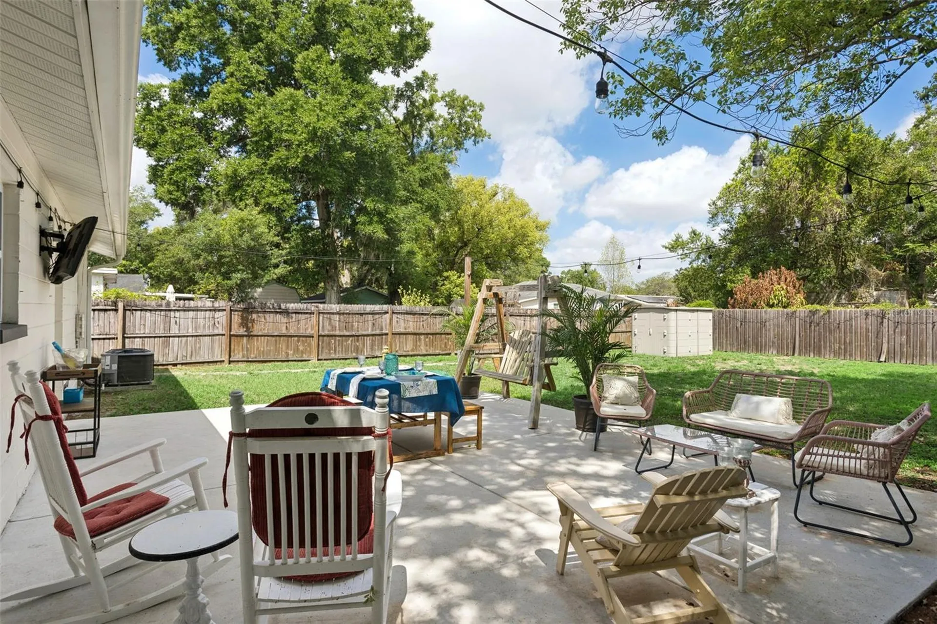 1006 E Norfolk Street Tampa FL 33604