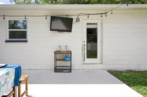 1006 E Norfolk Street Tampa FL 33604