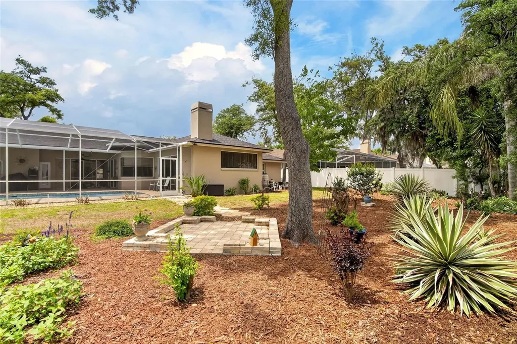 2804 Clubhouse Drive Plant City FL 33566