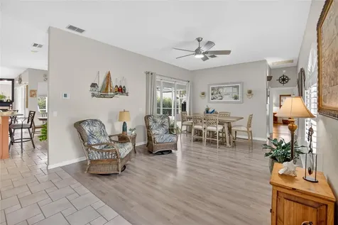 2804 Clubhouse Drive Plant City FL 33566
