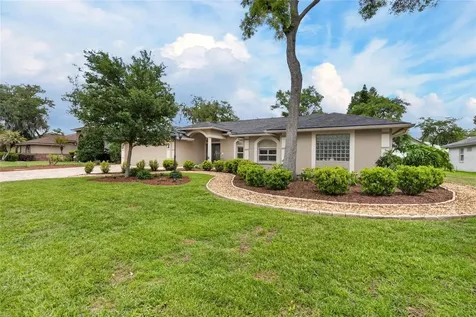 2804 Clubhouse Drive Plant City FL 33566