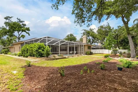 2804 Clubhouse Drive Plant City FL 33566
