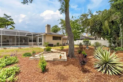 2804 Clubhouse Drive Plant City FL 33566