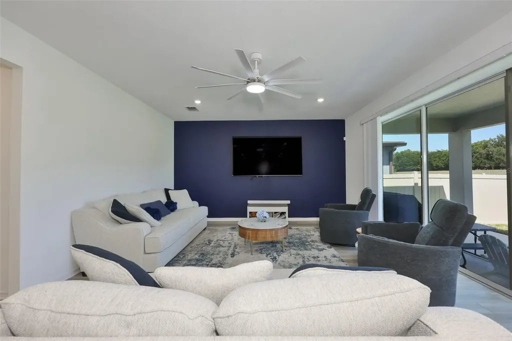 3070 Forest Meadow Avenue Valrico FL 33594