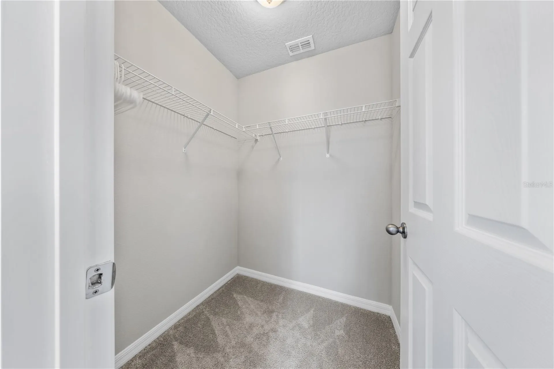 8012 Bluejack Oak Drive Winter Garden FL 34787