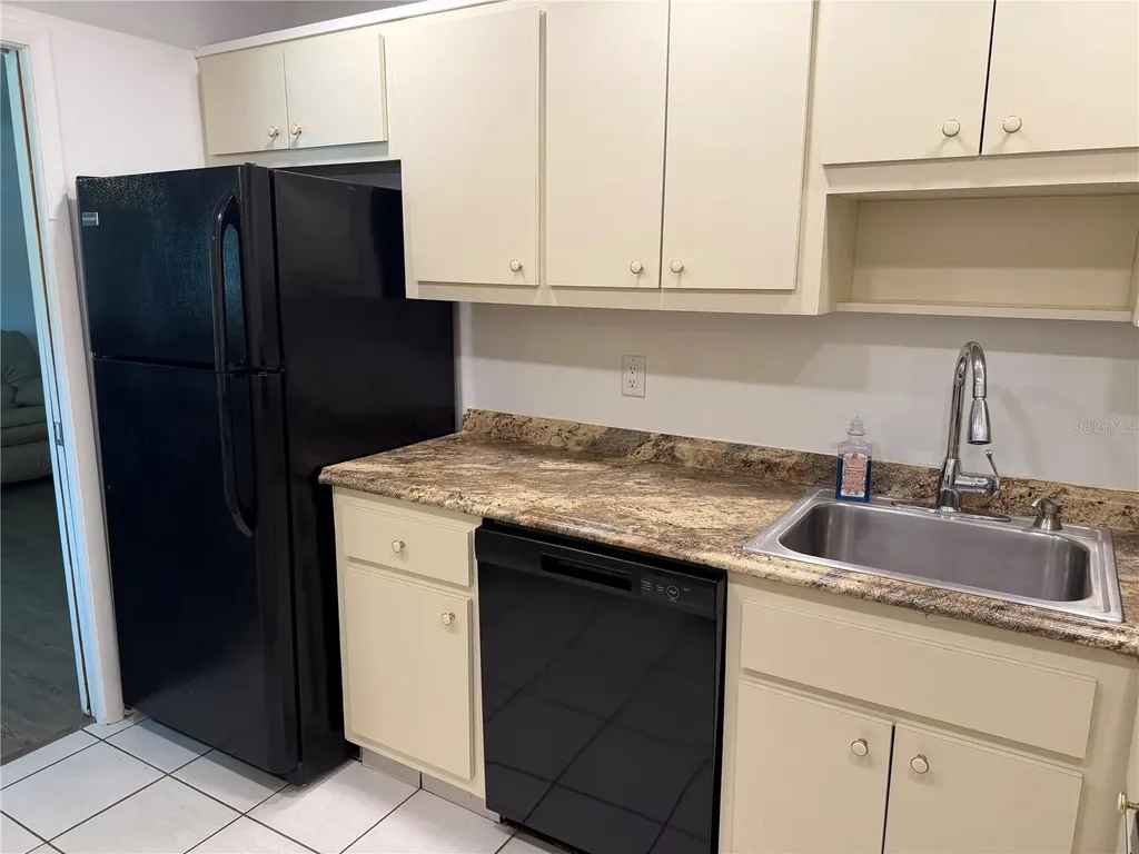 245 Center Road Venice FL 34285
