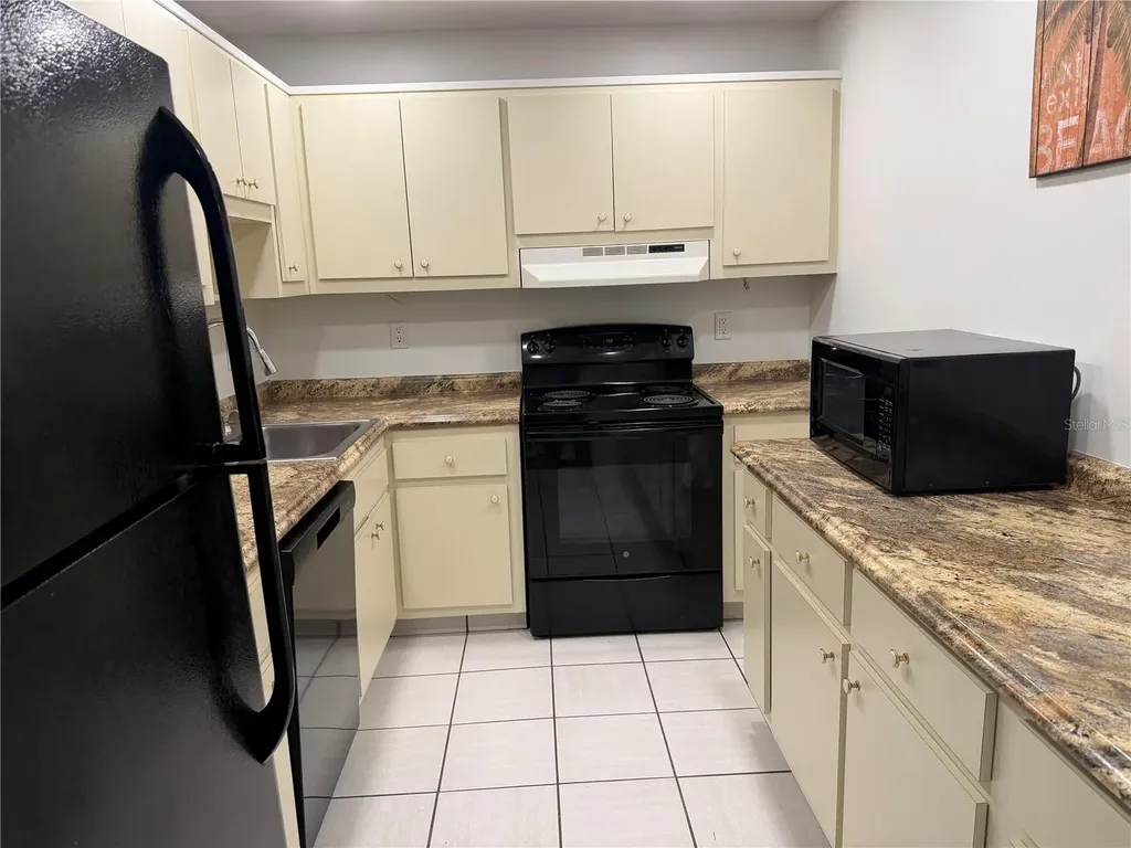 245 Center Road Venice FL 34285
