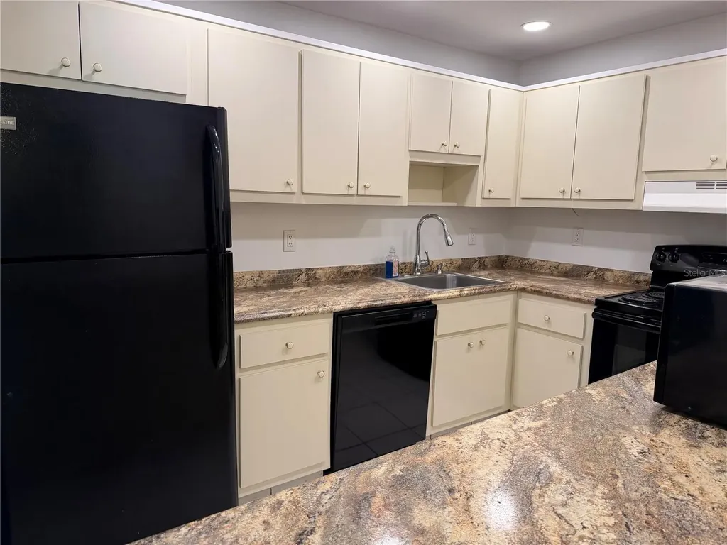 245 Center Road Venice FL 34285