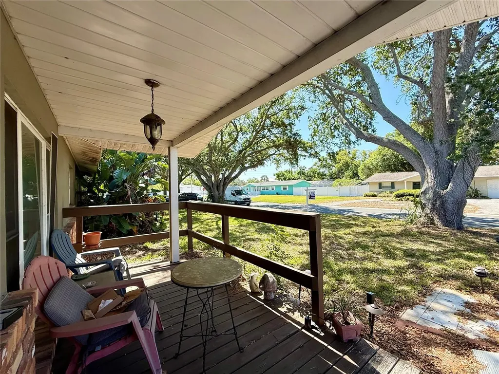 720 15th Avenue SW Largo FL 33770
