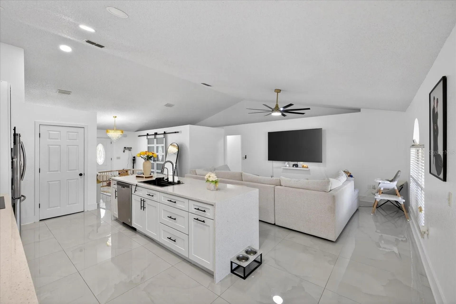 4096 Landover Boulevard Spring Hill FL 34609