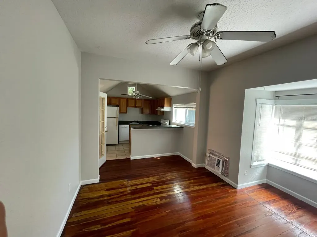 255 6th Avenue N St Petersburg FL 33701