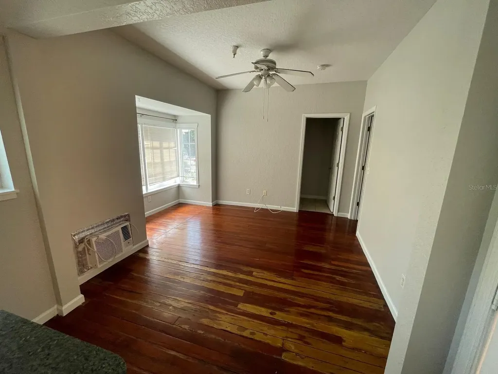255 6th Avenue N St Petersburg FL 33701