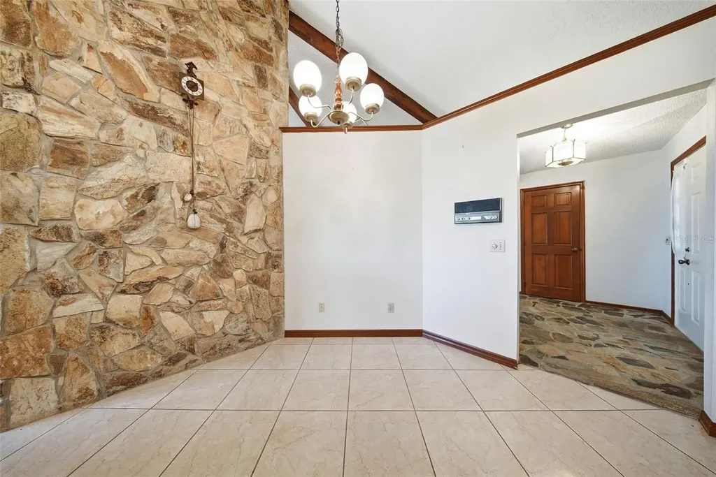 410 S Ramona Avenue Lake Alfred FL 33850