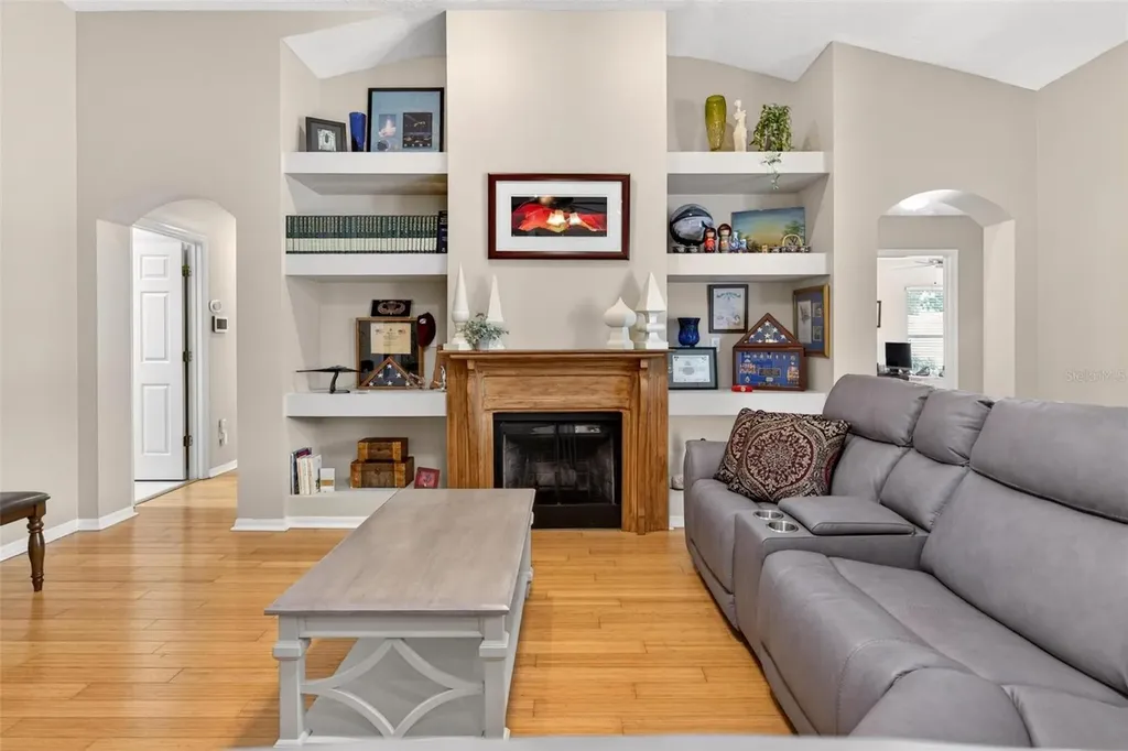 2735 Cordgrass Street Oviedo FL 32765