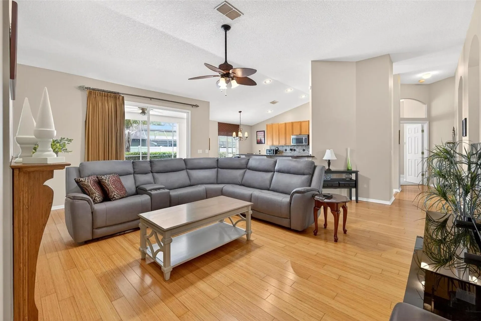 2735 Cordgrass Street Oviedo FL 32765