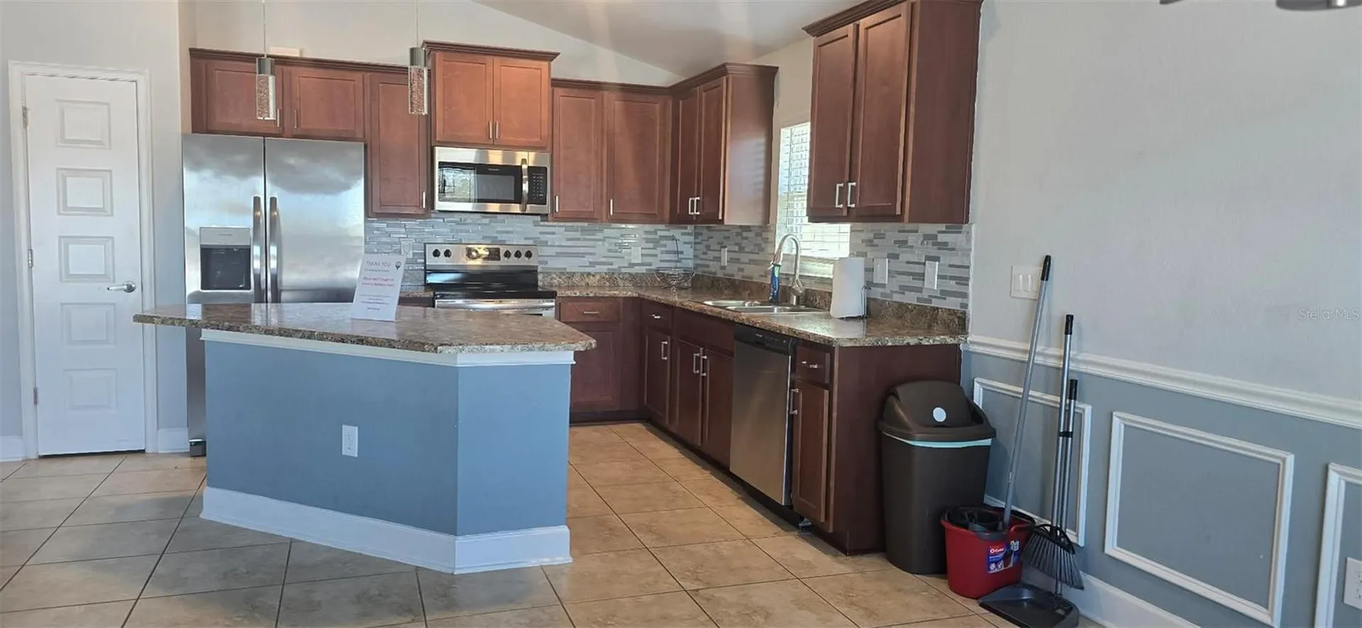 1061 Citrus Landings Boulevard Davenport FL 33837