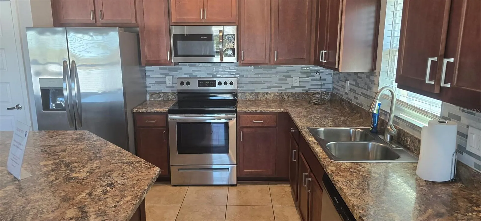1061 Citrus Landings Boulevard Davenport FL 33837